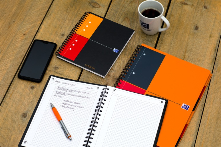 Kołonotatnik A4+/80 linia Oxford Meetingbook okładka PP