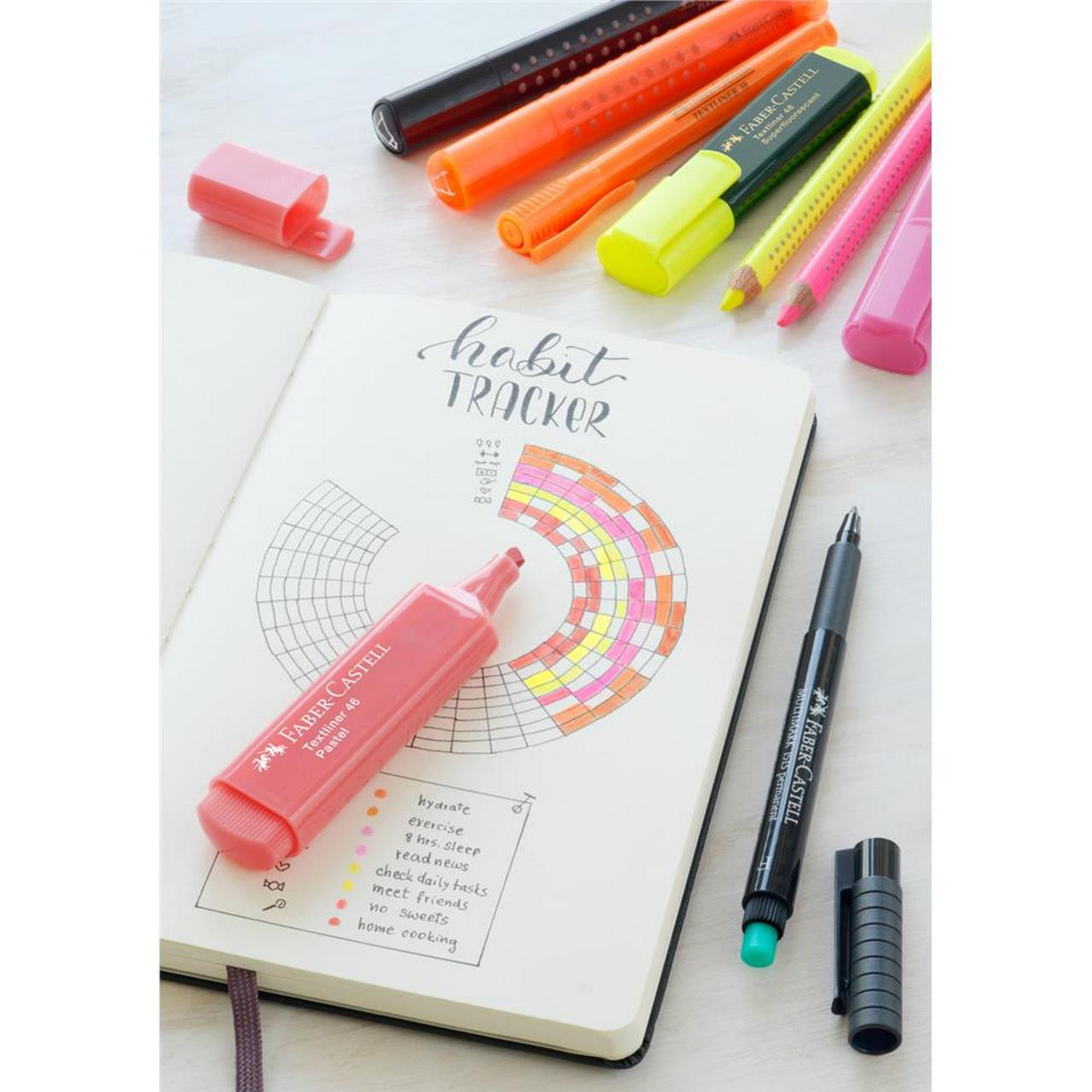 Zakreślacz Faber Castell Textliner 1546 morelowy